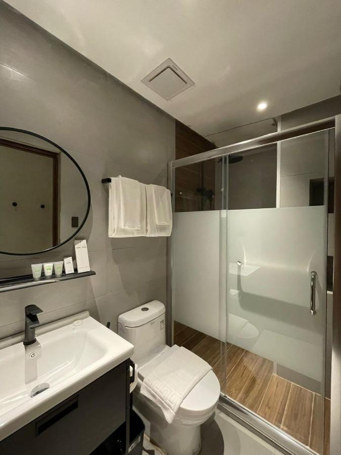 Acro Residences Guiguinto Exteriör bild