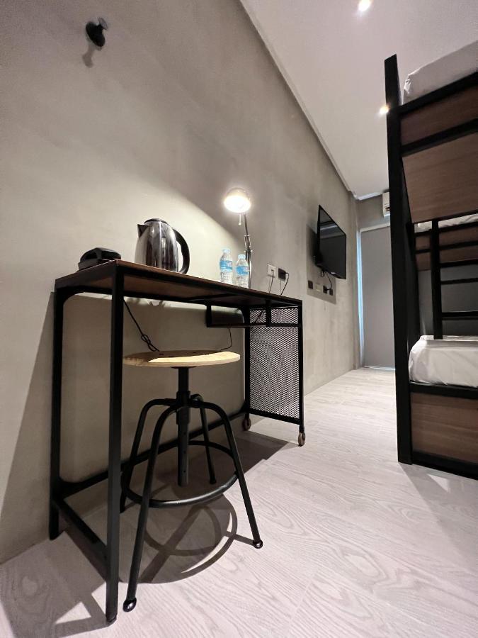 Acro Residences Guiguinto Exteriör bild